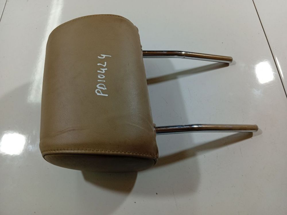 Audi A6 2006 Seat headrest