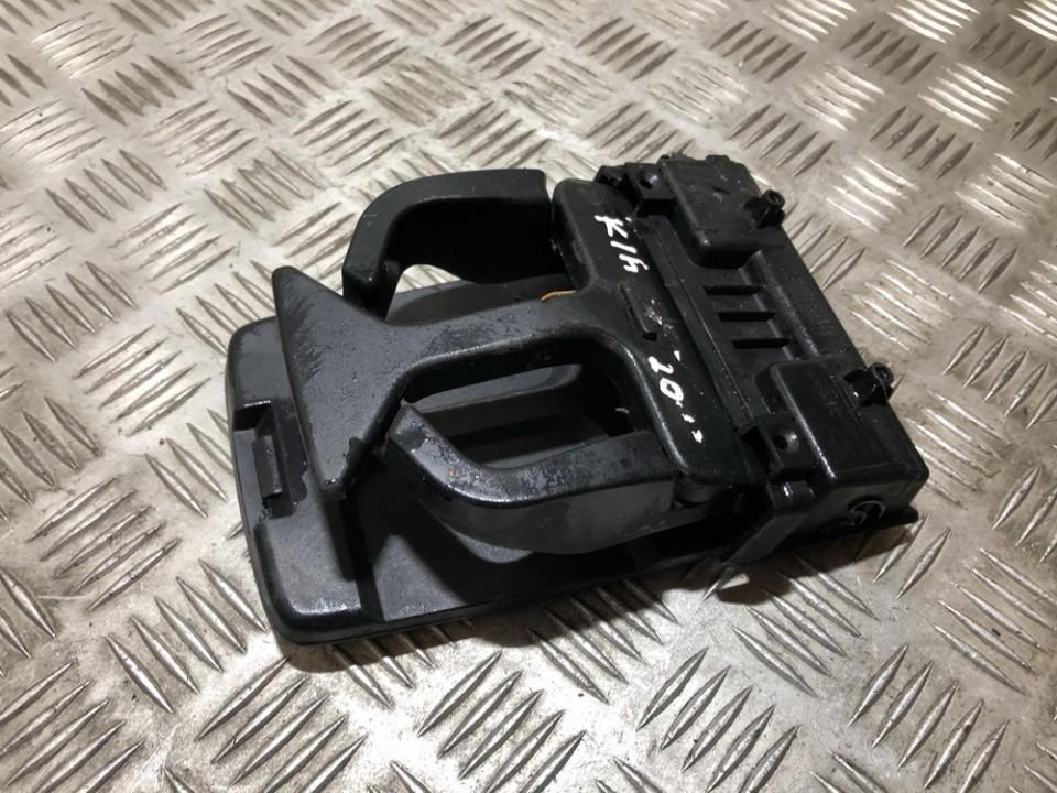 1411185 Kia Ceed 2012 Puodeliu laikiklis