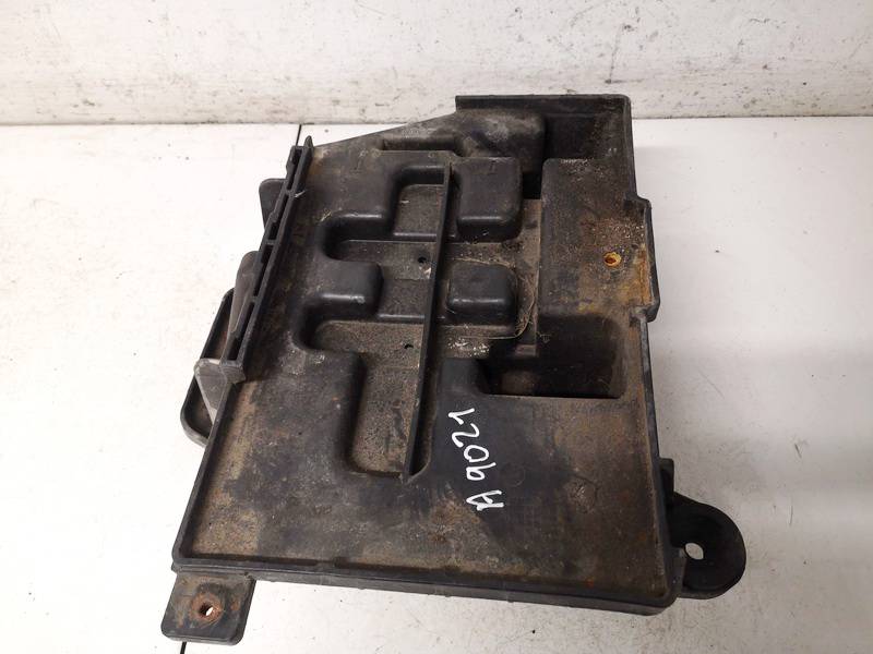 371502Y200 Kia Sportage 2011 Battery Hold Down