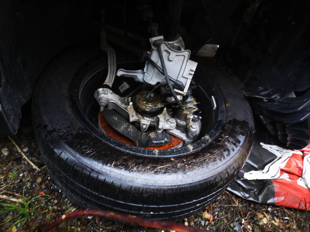 5X112 A24340118007X2 Mercedes-Benz EQB 2024 Räder-Kit R18 - Thumbnail 6