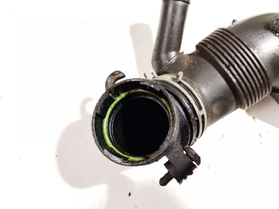 3C0129654M Volkswagen Touran 2007 Douille Filtre à Air Aspiration - Thumbnail 3