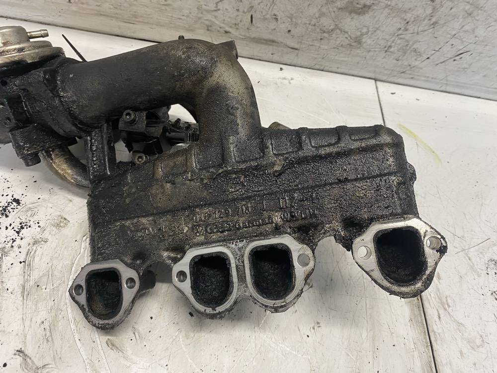 038129213J Audi A3 2000 Intake manifold (Inlet Manifold) - Thumbnail 2
