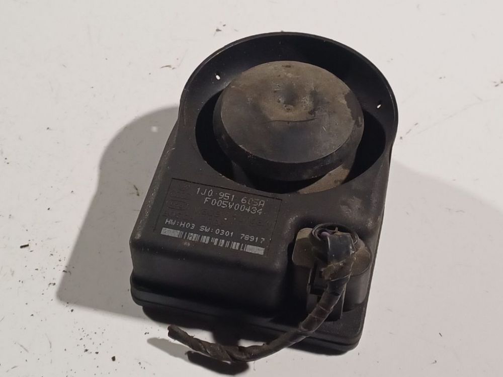 1J0951605A Skoda Fabia 2007 Alarm Siren Module (Alarm System-Horn ) - Thumbnail 3