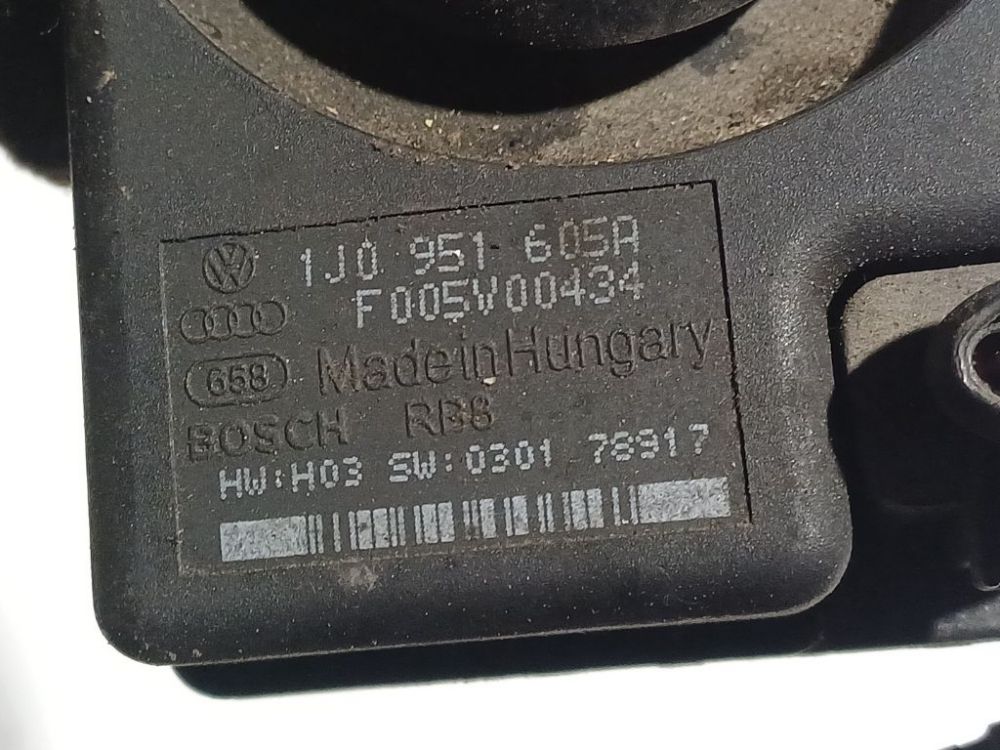 1J0951605A Skoda Fabia 2007 Alarm Siren Module (Alarm System-Horn ) - Thumbnail 4