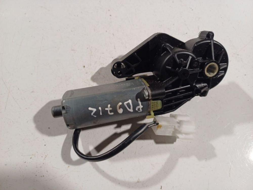 0390203207 Mercedes-Benz R-CLASS 2007 Seat Motor Regulator - FRONT RIGHT