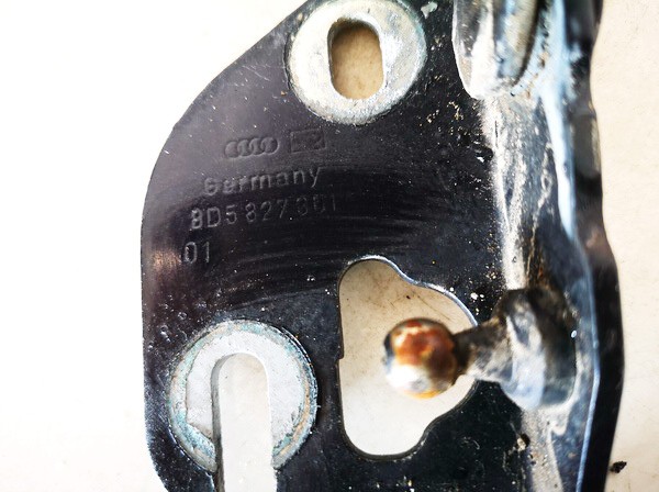 8D5827301 Audi A4 1996 Takaluukun sarana - TAKANA VASEMMALLA - Thumbnail 3