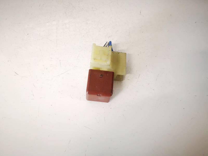9098702016 Toyota Avensis Verso 2001 Relay module