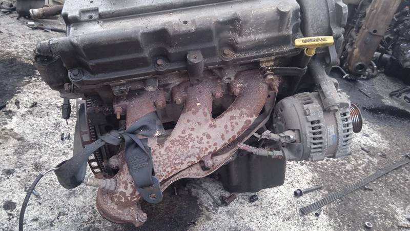 Chrysler 300C 2005 Silnik - Thumbnail 3