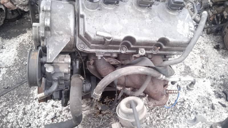 Chrysler 300C 2005 Silnik - Thumbnail 2