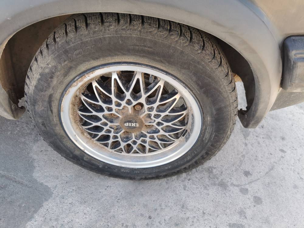 4X100 Volkswagen Golf 1990 Räder-Kit R14 - Thumbnail 2