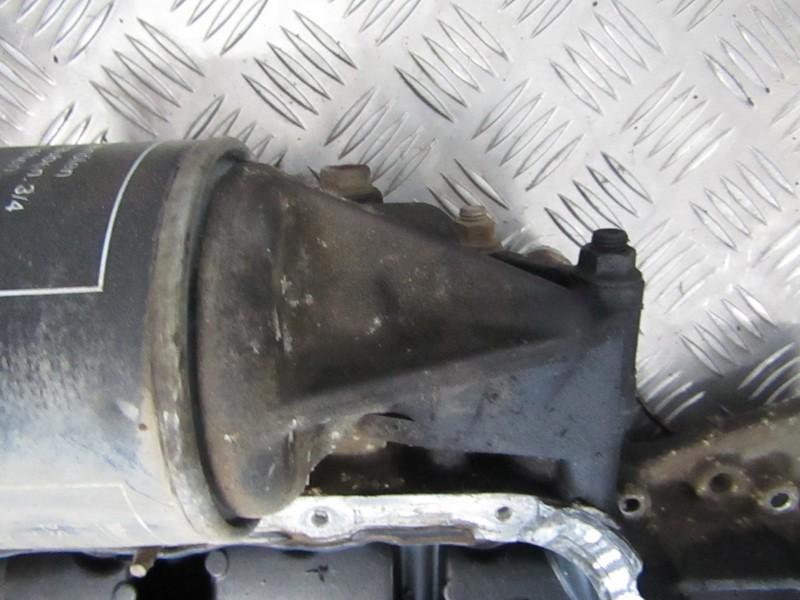 used used Oil filter adapter (bracket flange, Oil Filter Housing