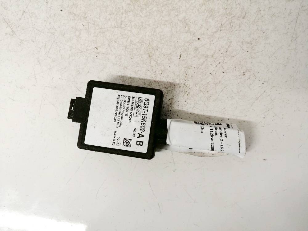 6G9T15K602AB Land-Rover Freelander 2008 Antenna Module Unit