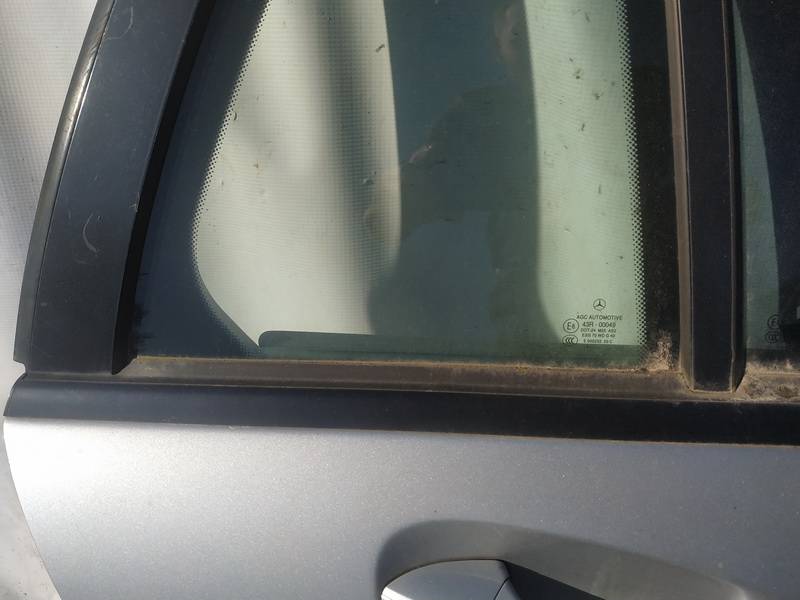 Mercedes-Benz C-CLASS 2008 Listón embellecedor de la ventana de la puerta trasera - TRASERO DERECHO - Thumbnail 2