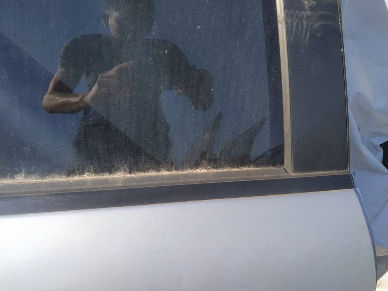 Mercedes-Benz C-CLASS 2008 Listón embellecedor de la ventana de la puerta trasera - TRASERO DERECHO - Thumbnail 3