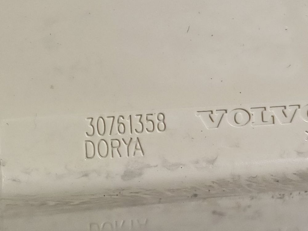 30761358 Volvo V70 2008 Салон накладка - Thumbnail 4