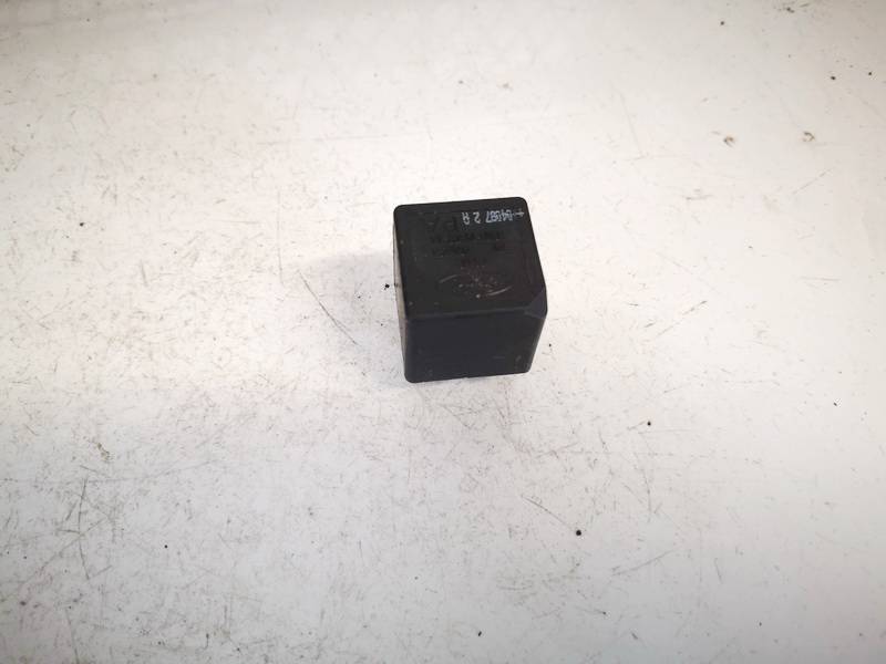 F0AB14B192AA Ford C-MAX 2004 Relais