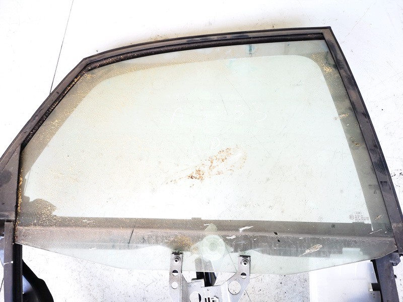 Audi A4 1996 Szyba drzwi - TYLNE PRAWE