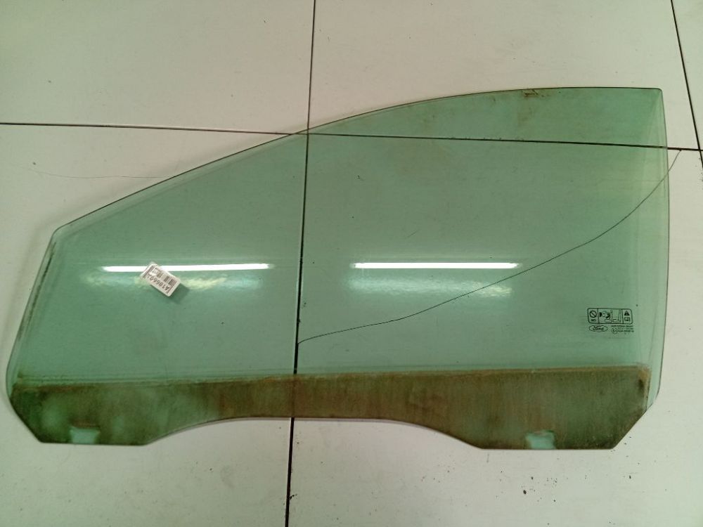 AS2 Ford Focus 2007 Oven lasi - EDESSÄ VASEMMALLA