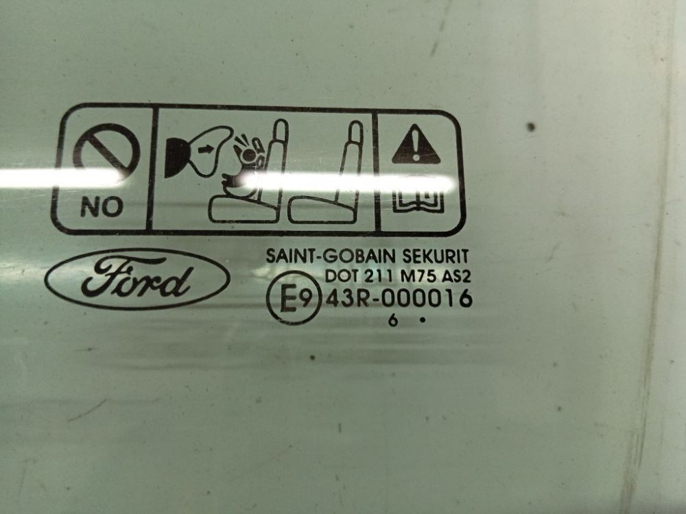 AS2 Ford Focus 2007 Oven lasi - EDESSÄ VASEMMALLA - Thumbnail 4