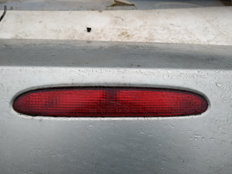 Chrysler 300M 2004 Papildomas stop zibintas