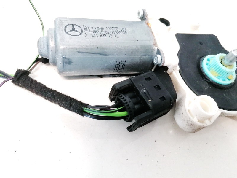 A2118201742 Mercedes-Benz C-CLASS 2007 Oven Ikkunan Nostajan Moottori - EDESSÄ OIKEALLA - Thumbnail 2