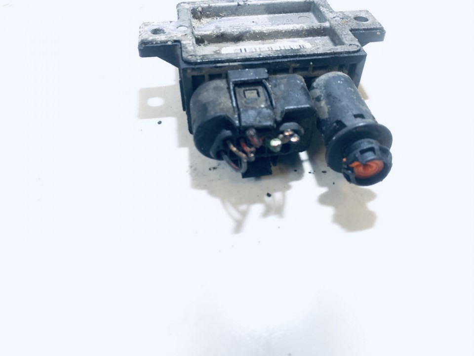 E2110022358 BMW 3-Series 2003 Sveces priekšsildīšanas relejs - Thumbnail 3