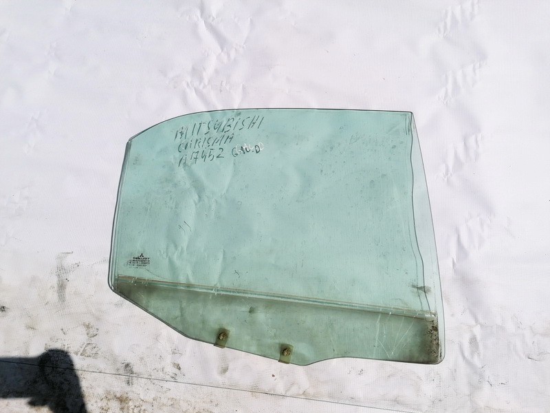 Mitsubishi Carisma 1997 Oven lasi - TAKANA OIKEALLA