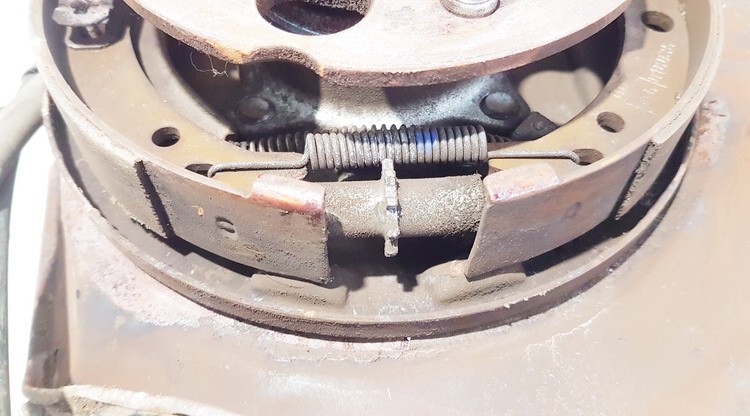 Honda CR-V 2008 Rankinio stabdzio mechanizmas