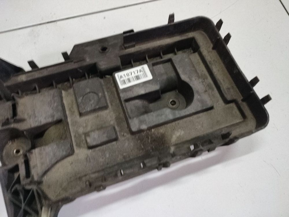 1K0915333B Audi A3 2003 Obudowa baterii - akumulatora - Thumbnail 2