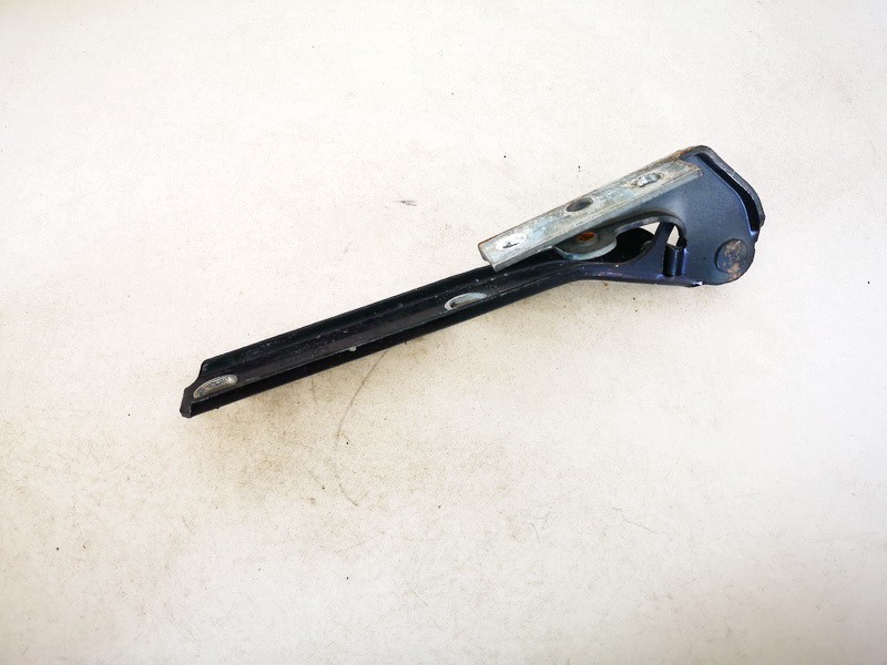 8D0823302B Audi A4 1996 COMPAS DE CAPOT AVANT COTE DROITE