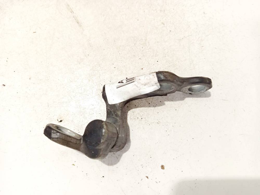 3M51R22800AH Ford Focus 2006 Door Hinge - FRONT