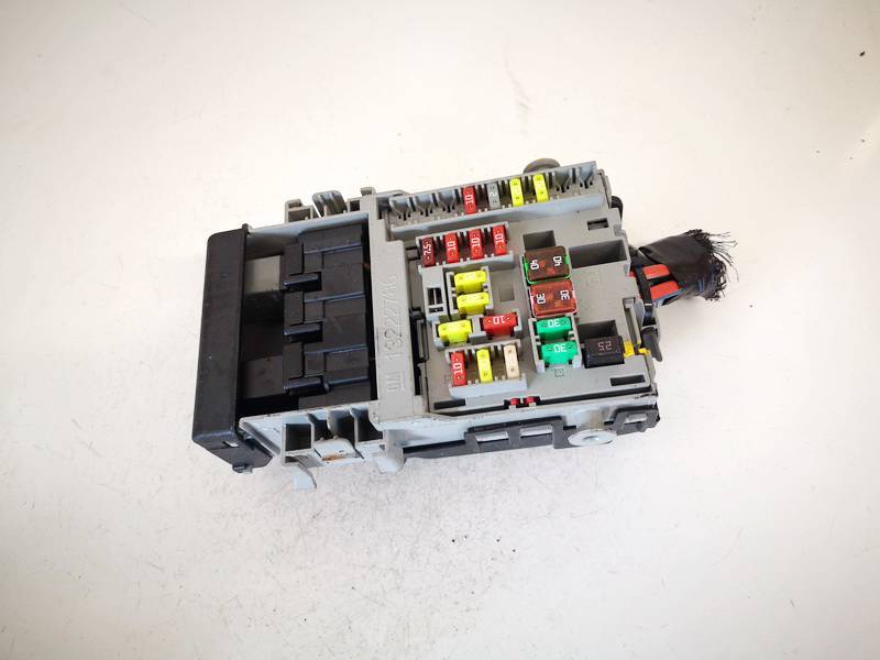13222786 Opel Insignia 2010 Fuse box