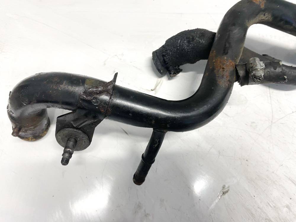 038121133 Skoda Superb 2002 Jäähdytysnesteen laippa - Thumbnail 2