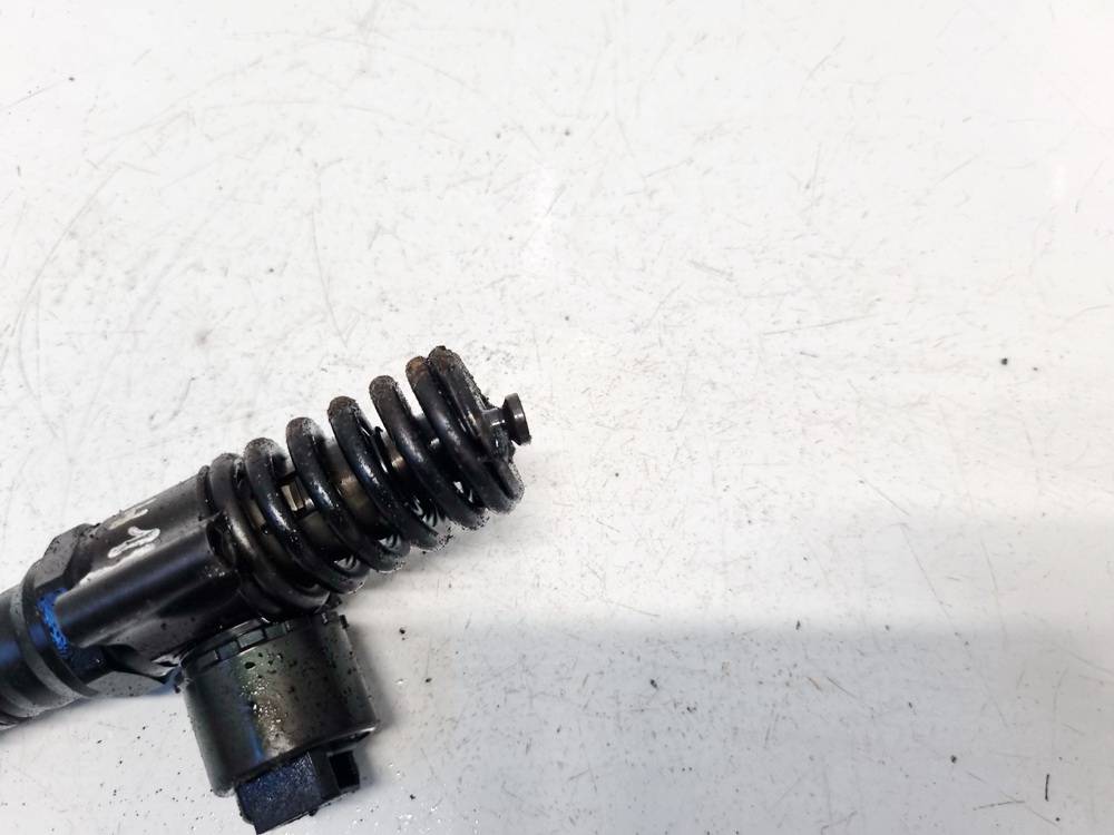 03G130073G Skoda Octavia 2005 Fuel Injector - Thumbnail 2