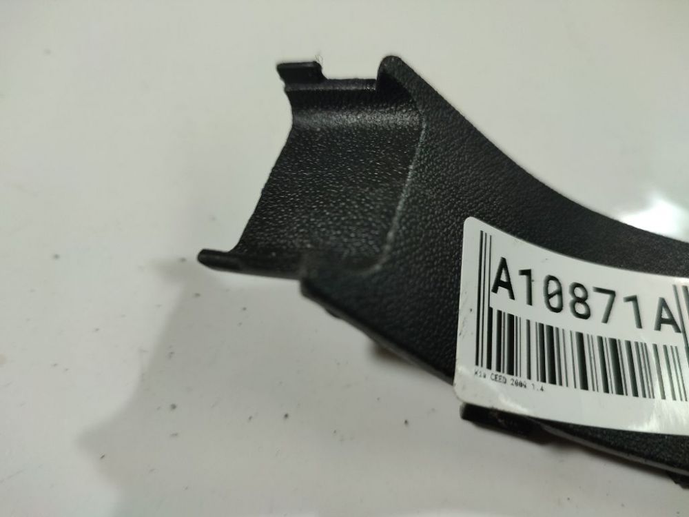 1296688 Kia Ceed 2009 Salona apdare (plastmasas) - Thumbnail 2