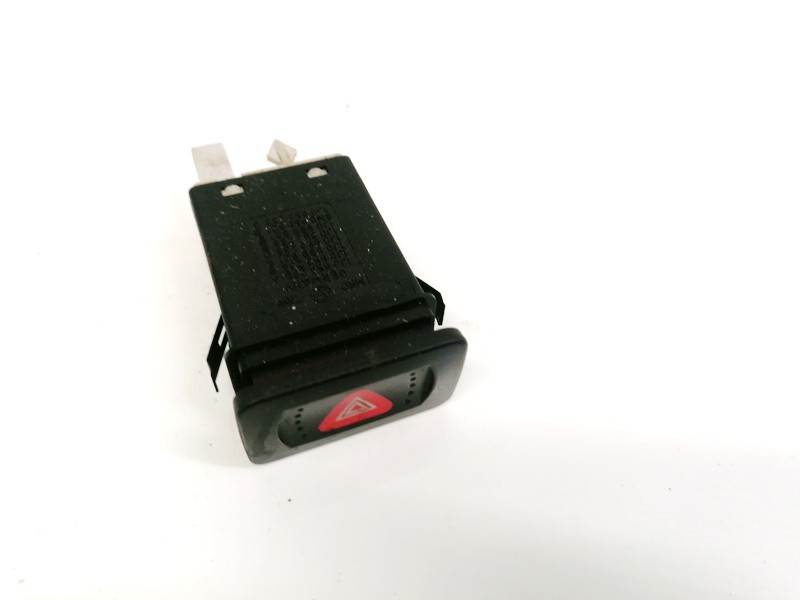 1J0953235A 1J0953235B Hazard switch Volkswagen Golf 1998 1.6L 5EUR