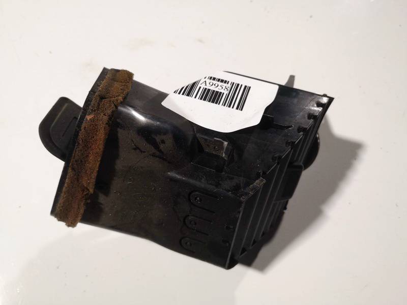 Renault Laguna 2009 Wloty powietrza do kabiny