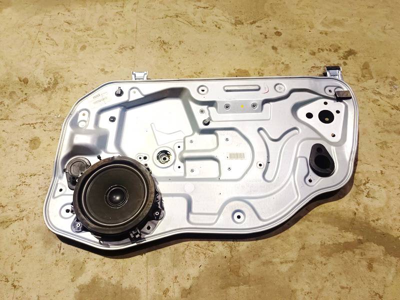 8679081RH Volvo V50 2004 Duru lango pakelejas P.D.