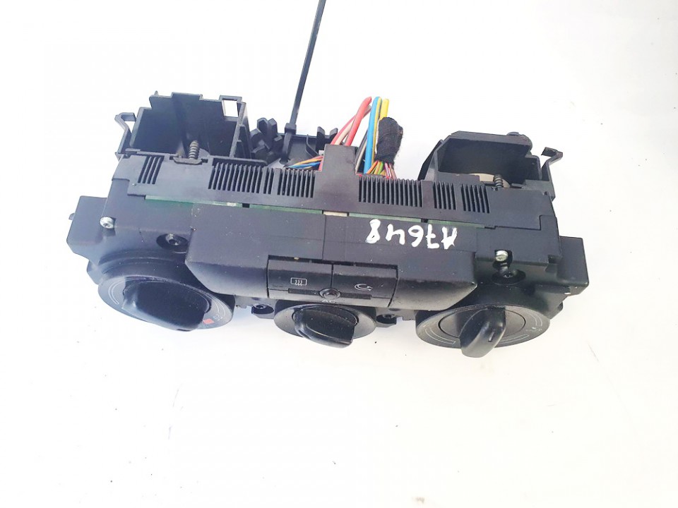 Skoda Octavia 2006 Climate Control Panel (heater control switches) - Thumbnail 2