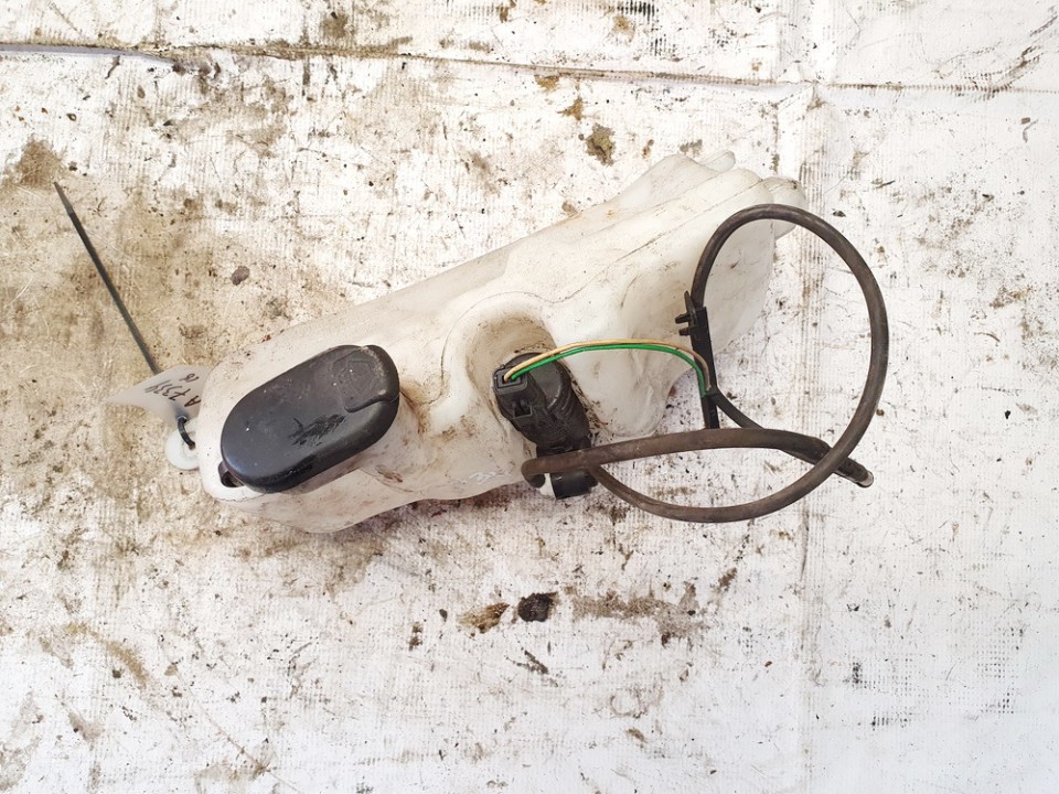 7700847817H Renault Clio 2003 Windshield Washer Reservoir tank (WASHER BOTTLE)