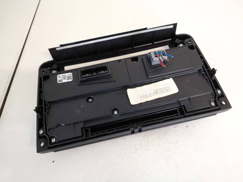 HK7214C533MB Land-Rover Discovery Sport 2017 Klimata vadības panelis (sildītāja vadības slēdži) - Thumbnail 2