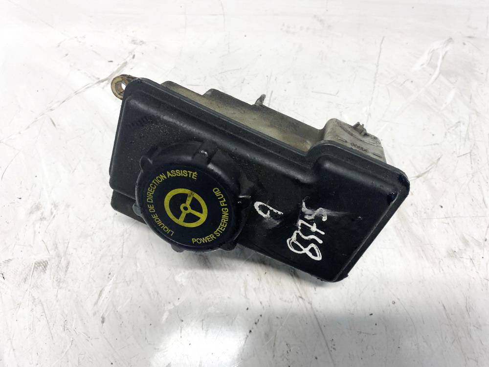 1S7C3R700AD Ford Mondeo 2006 Power Steering Pump Oil Reservoir Tank