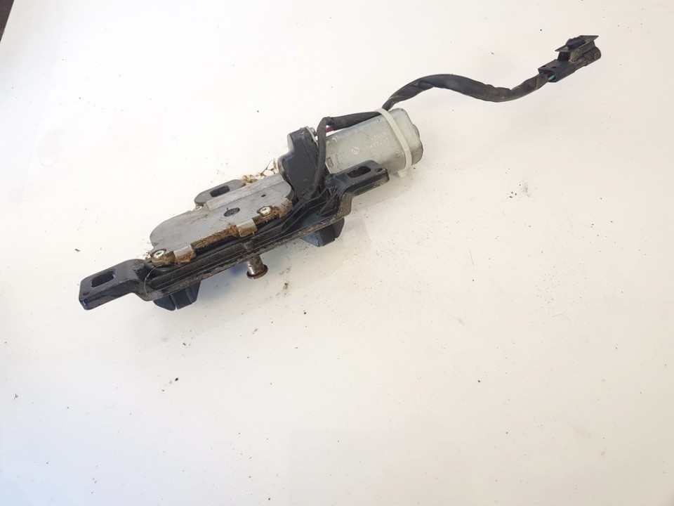 US712993102 BMW 5-Series 2008 Trunk Lid Lock Latch - REAR - Thumbnail 3