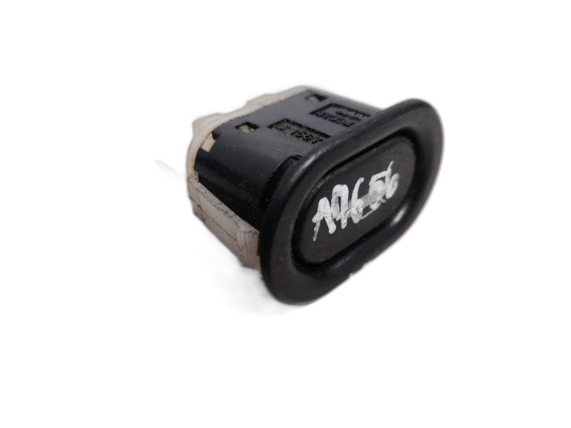 4733440 SAAB 9-5 2007 Bouton commutation déverrouillage du hayon