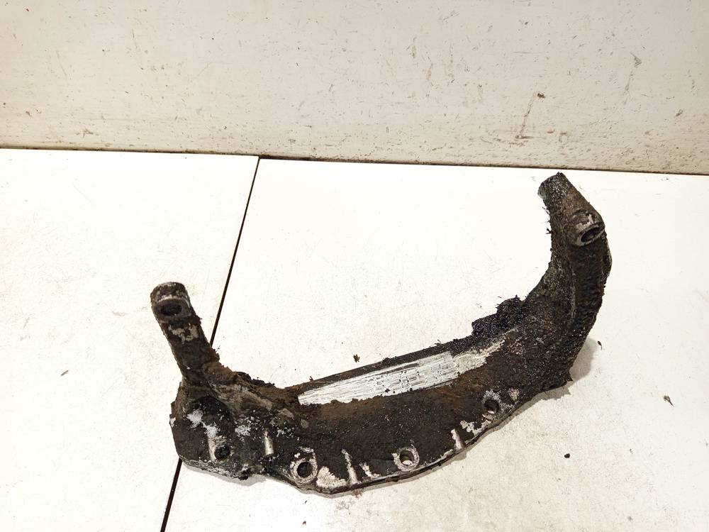 Audi A4 1996 Wspornik silnika