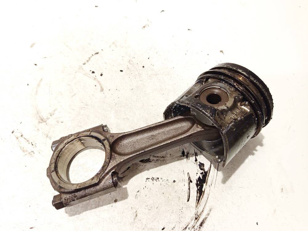 085190 Volvo V50 2006 Mäntä ja vauhtipyörä - Thumbnail 2