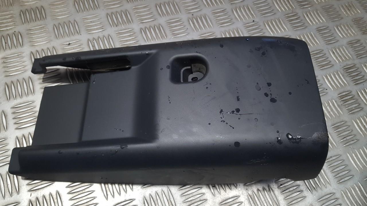 3C0858625A Volkswagen Passat 2006 Steering Column Cowl Trim Panel Bottom