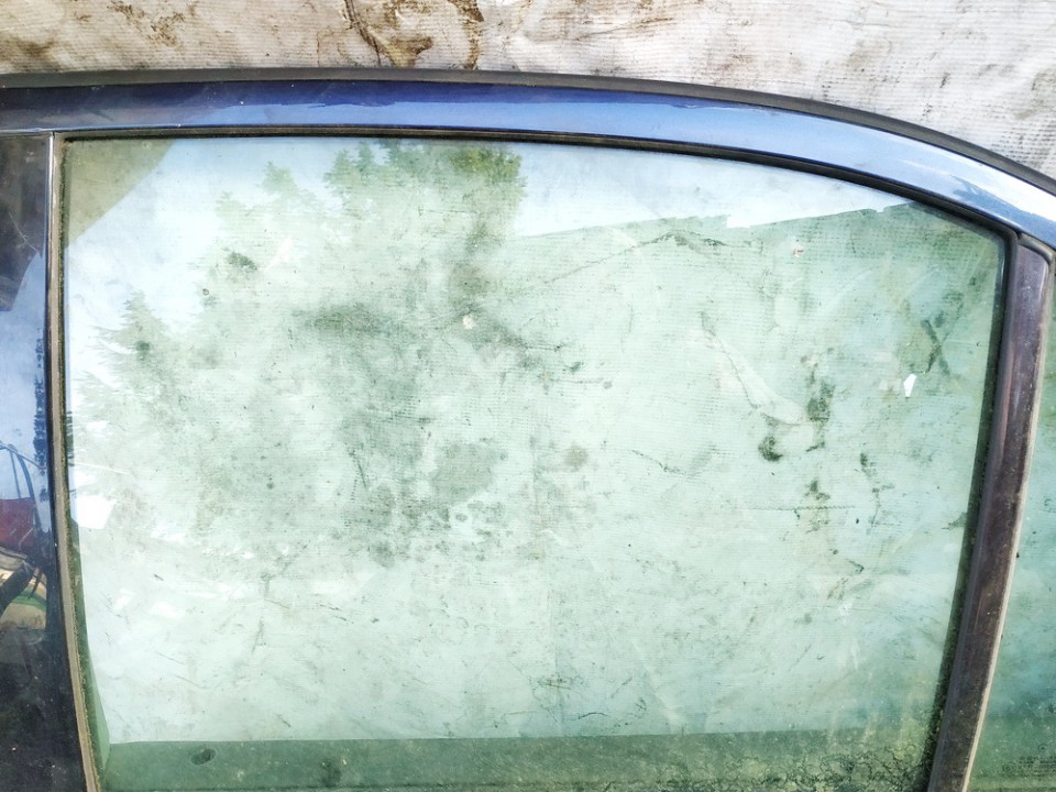 Mercedes-Benz E-CLASS 1999 Oven lasi - TAKANA VASEMMALLA