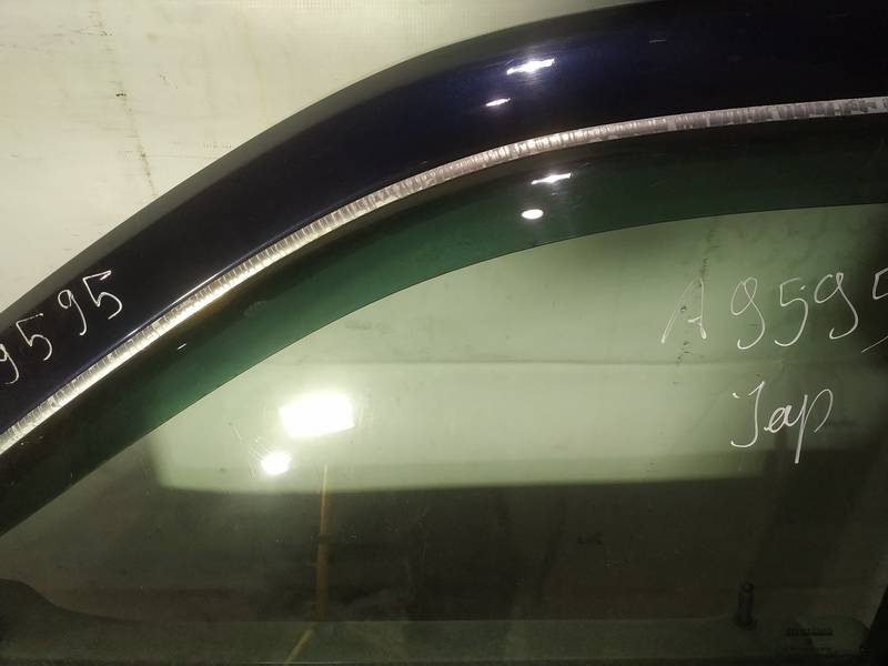 AS2 Jeep Grand Cherokee 2005 LUNA DELANTERA IZQUIERDA, Luna de la puerta delantera - FRENTE IZQUIERDO