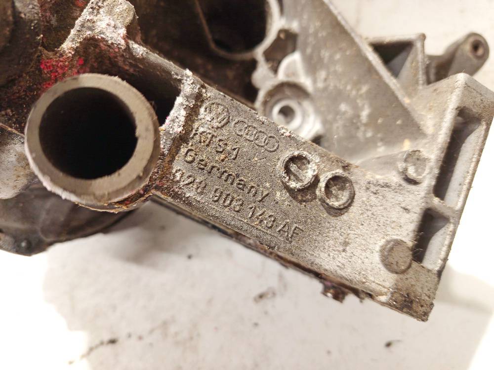 028903143AF Audi A4 1996 Variklio kronsteinas ir Greiciu dezes kronsteinas - Thumbnail 3